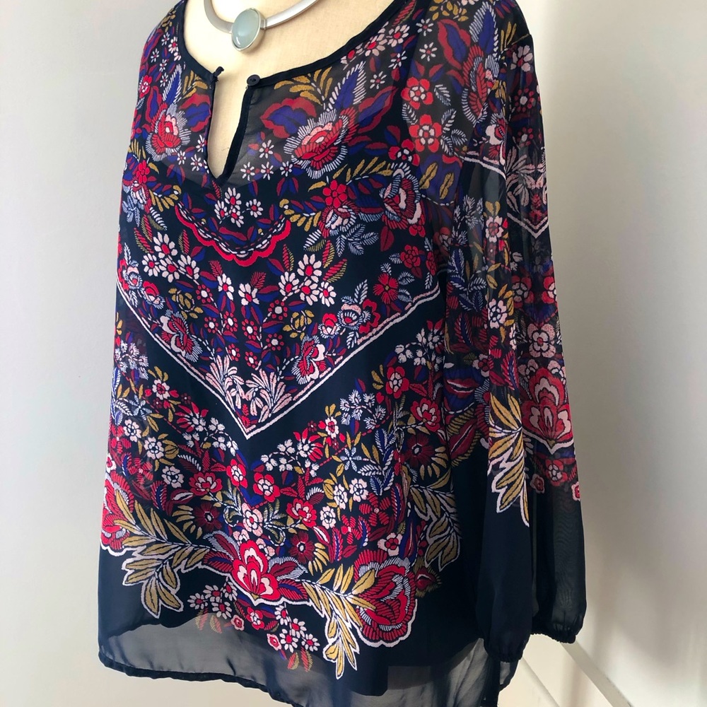 Liz Claiborne 2 pc Semi Sheer Tunic and Tank, sz L